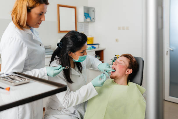 Best Emergency Tooth Extraction in Morganfield, KY